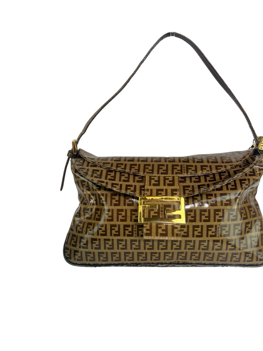 Fendi Mamma Baguette Pochette (disclaimer)