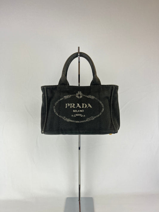 Prada Canapa