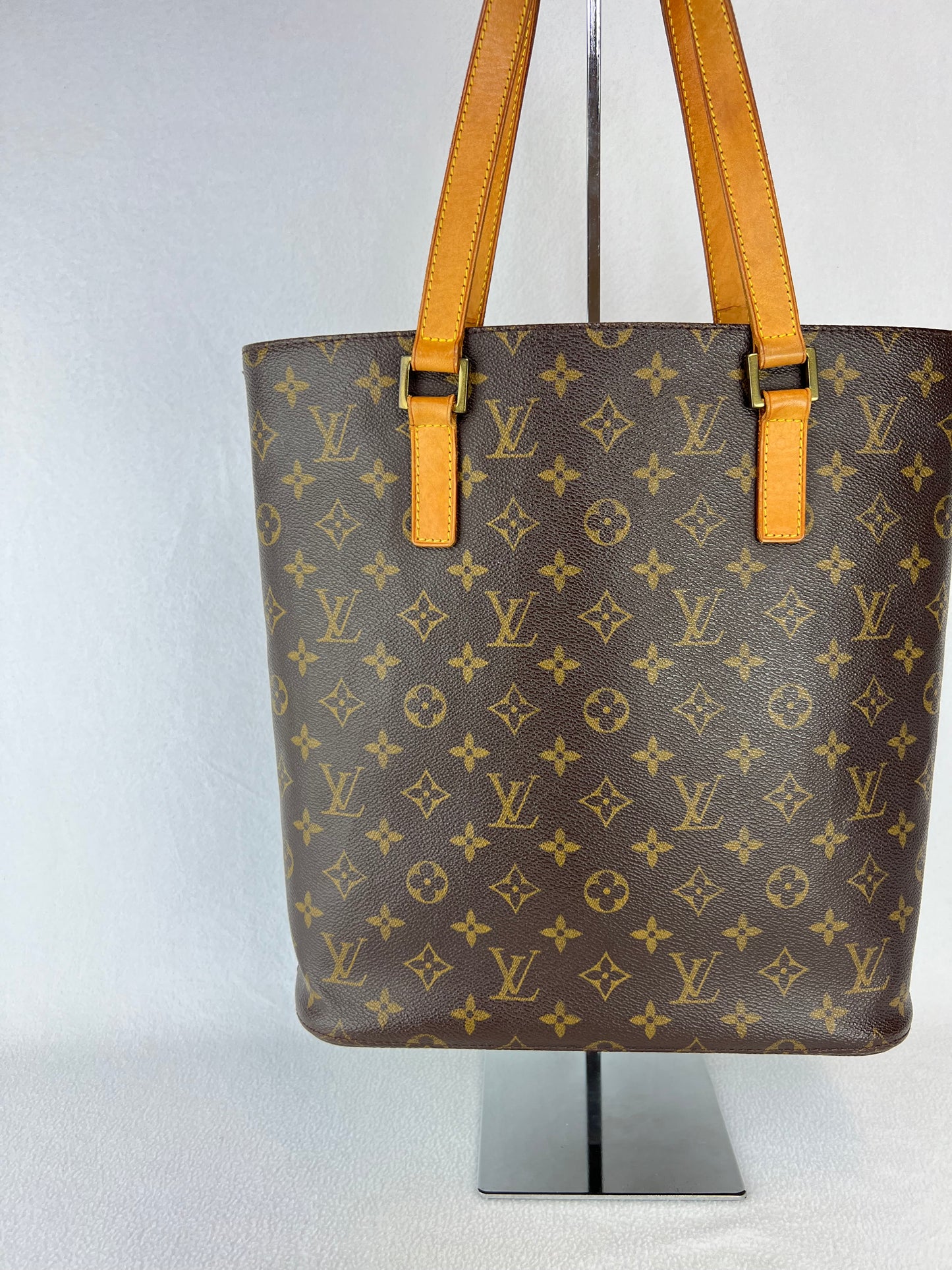 Louis Vuitton Vavin GM Tote Bag