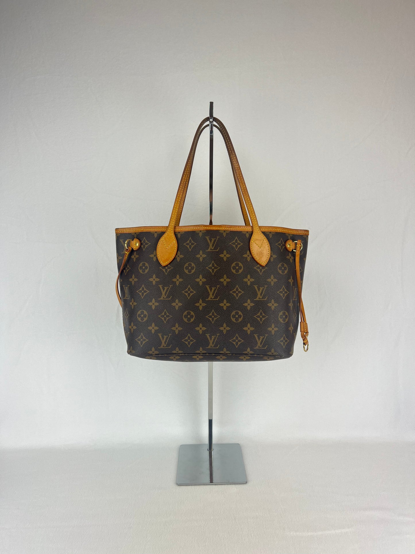 Louis Vuitton Neverfull PM