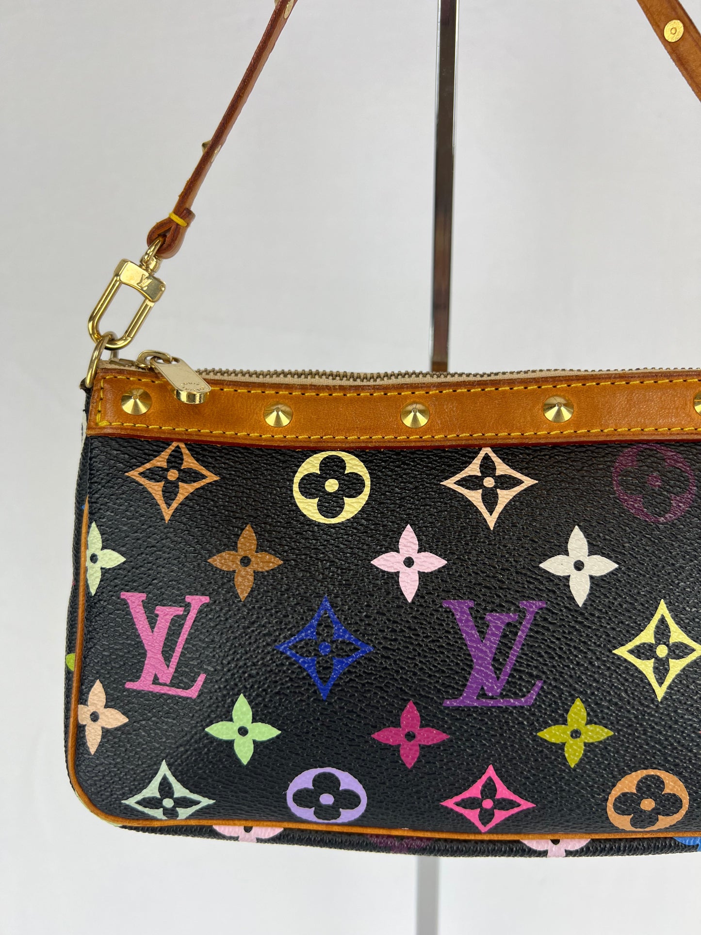 Louis Vuitton Pochette Multicolor