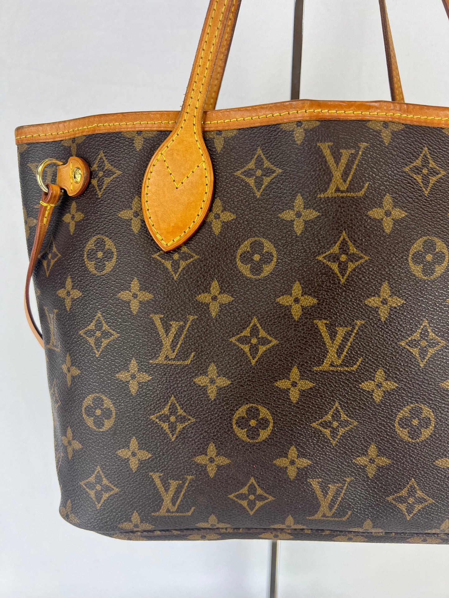 Louis Vuitton Neverfull PM