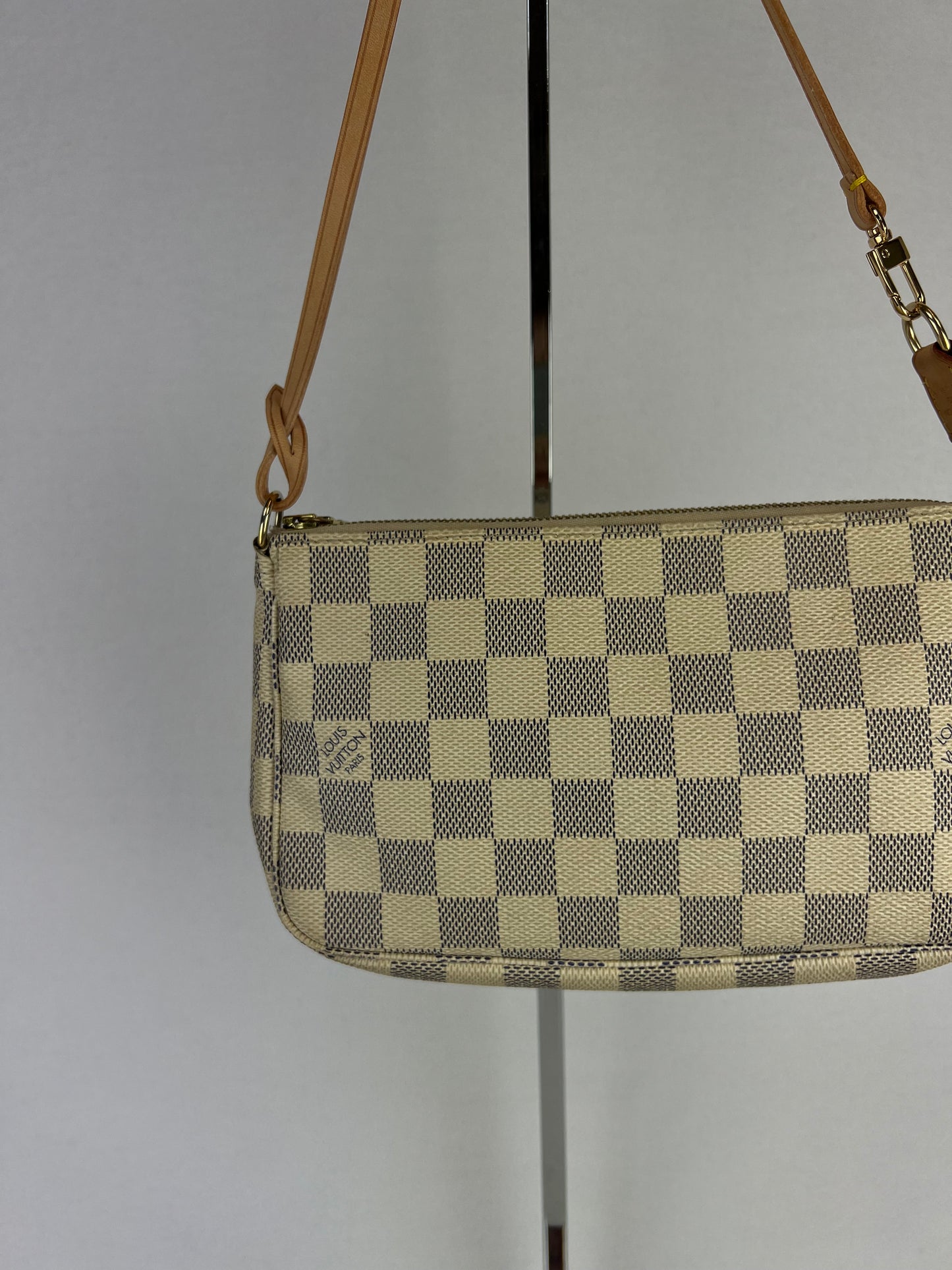 Louis Vuitton Pochette Azur